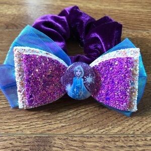 Funko x Disney frozen hair bow scrunchie